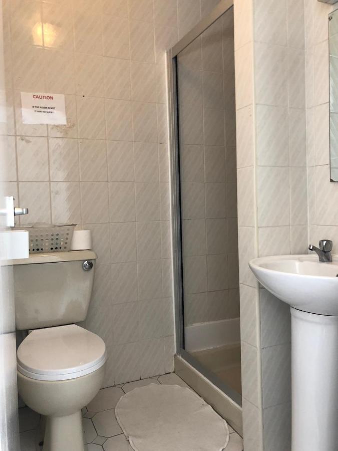 Ultimate Family Guest House Blackpool Dış mekan fotoğraf